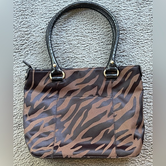 ANNE KLEIN BLACK & BROWN ZEBRA PRINT SHOULDER BAG. Reptile print bottom/handles. - Picture 6 of 10